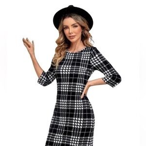 Another Story Bacl & White Preppy Plaid Crewneck Dress Size Small Ruffle Trim